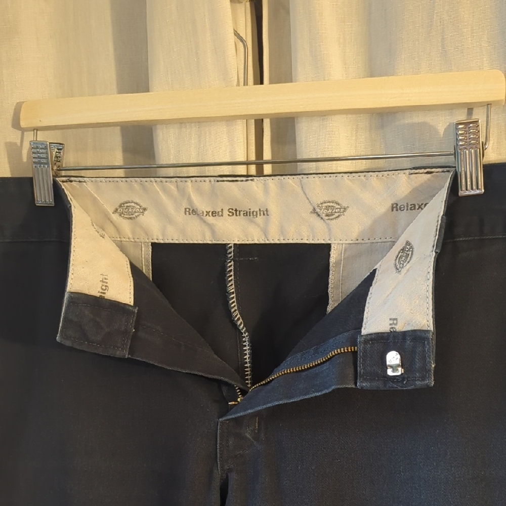 Relaxed Straight Men's Jeans - Black